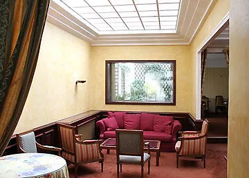 Montreal Hotel Paris